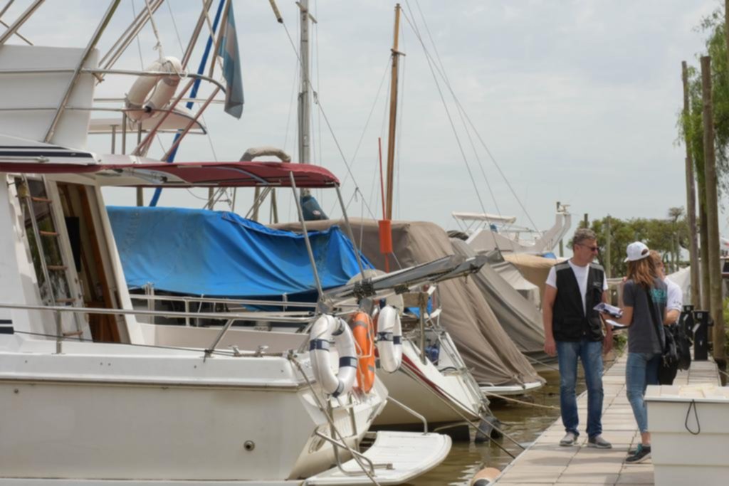 La Provincia sale a incautar 1.400 embarcaciones de grandes deudores