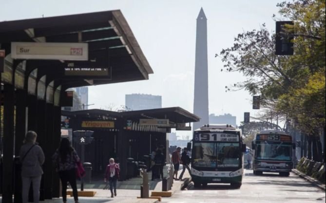 ¿Otro paro de micros? Reunión clave, mientras el aumento de tarifa de febrero está en veremos