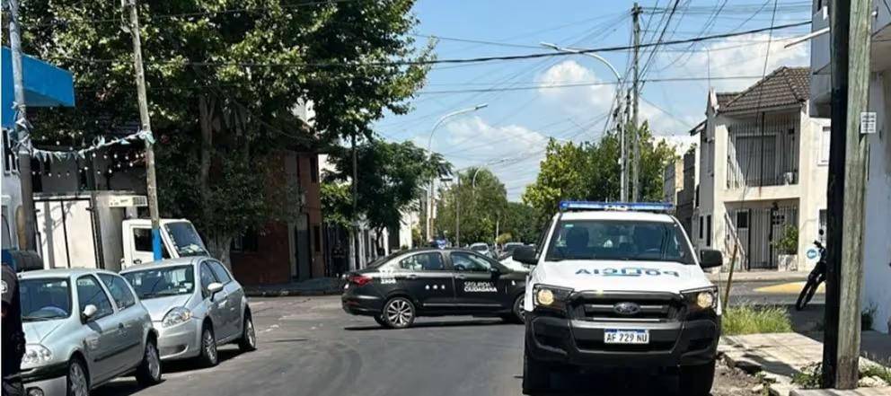 Hallaron muerto a un odontólogo que estuvo atrincherado en su casa