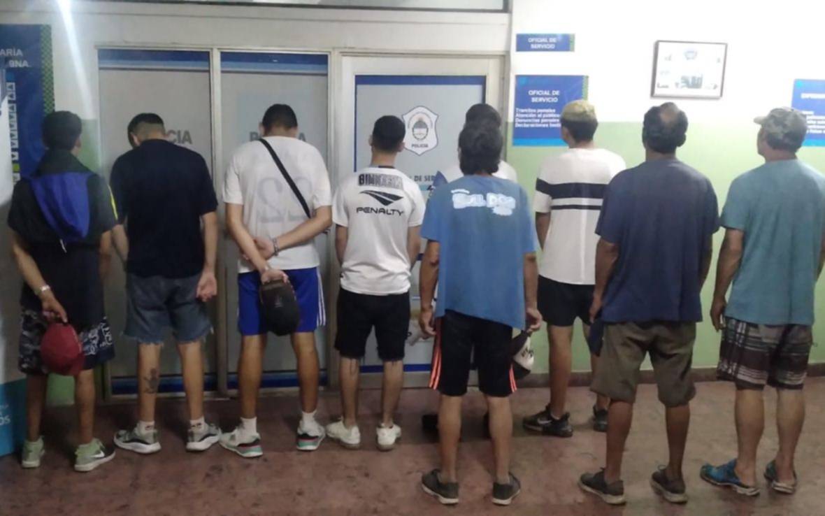 Hubo tensión y 20 detenidos en el estadio de Gimnasia por una "avalancha" de hinchas sin entradas