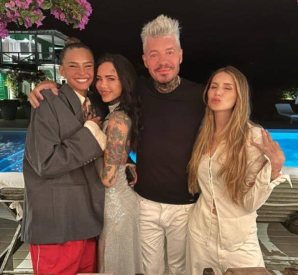 Tinelli pasó Año Nuevo con tres mujeres