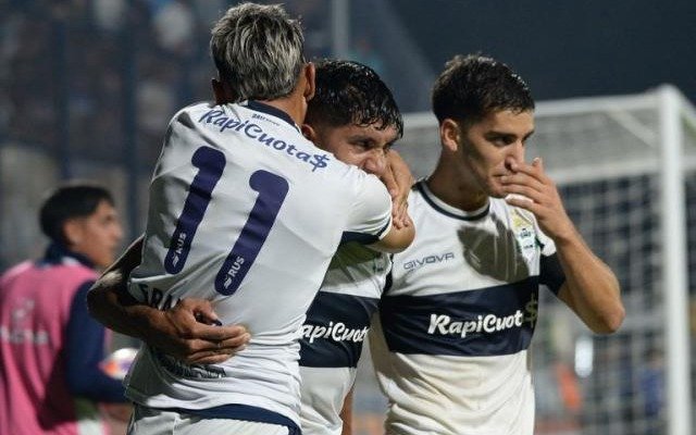 Un ex Gimnasia destrabó su situación con su club y podría convertirse en el segundo refuerzo