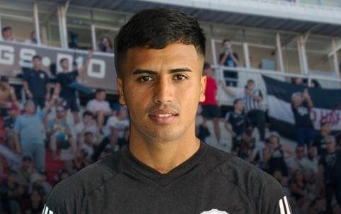 Riestra sumó a un jugador amateur y ya hay polémica