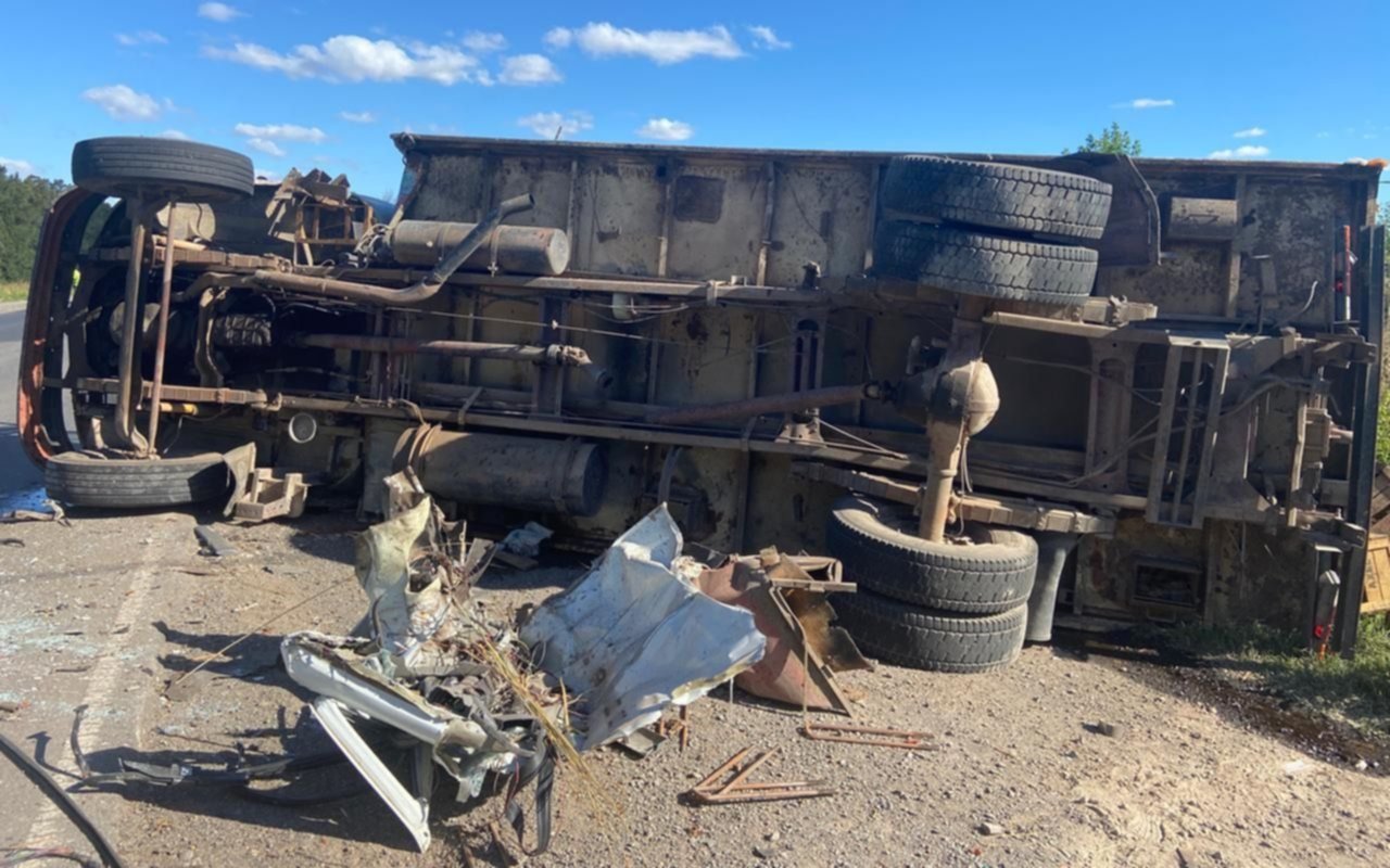 Choque, vuelco y heridos en la Ruta 36