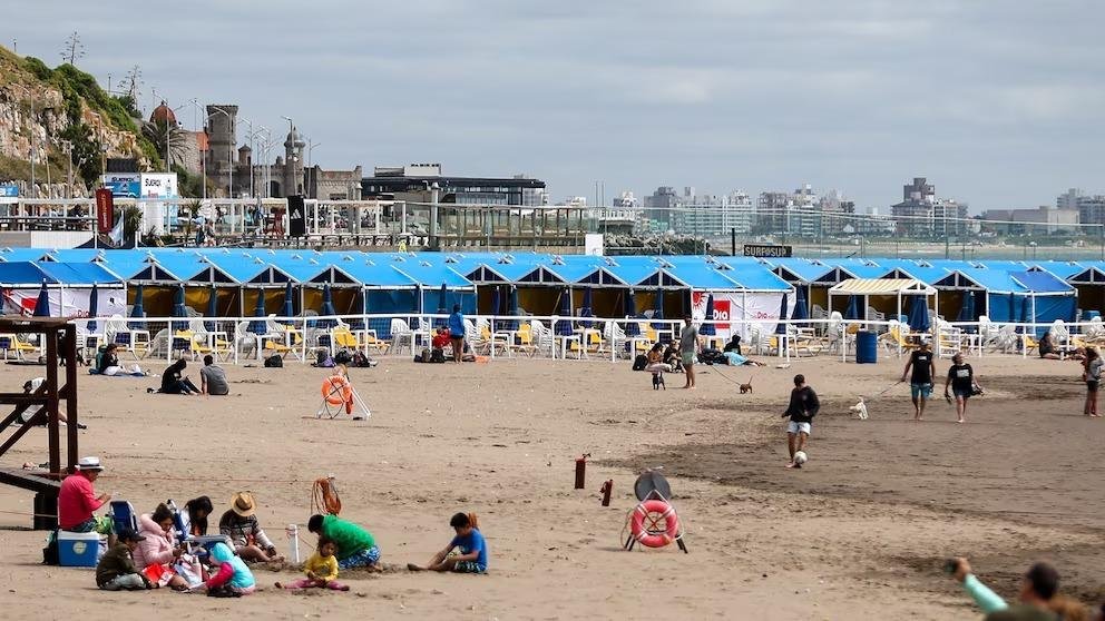 ¿Y el verano dónde está?: penan con el clima otoñal en la Costa