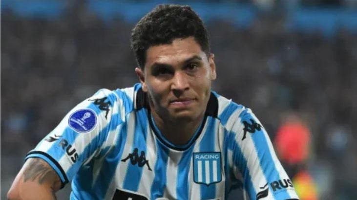 Se tensa la relación entre Juanfer y Racing
