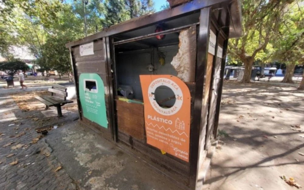 Vandalizan Ecopunto a metros de la Comisaría Primera de Quilmes
