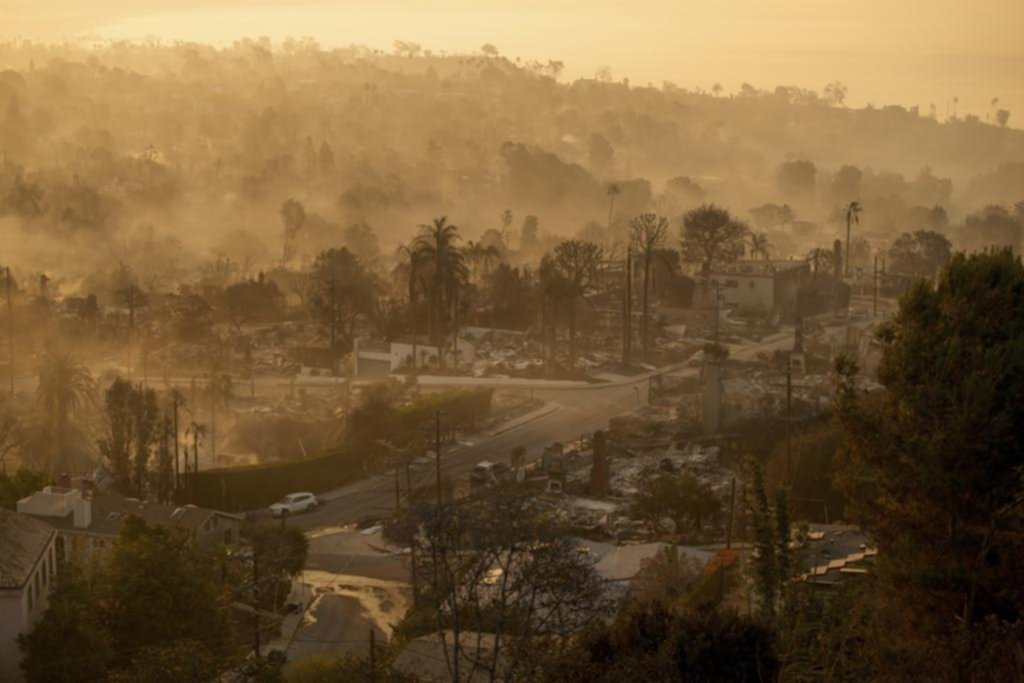 Saldo fatal por el fuego en Los Ángeles