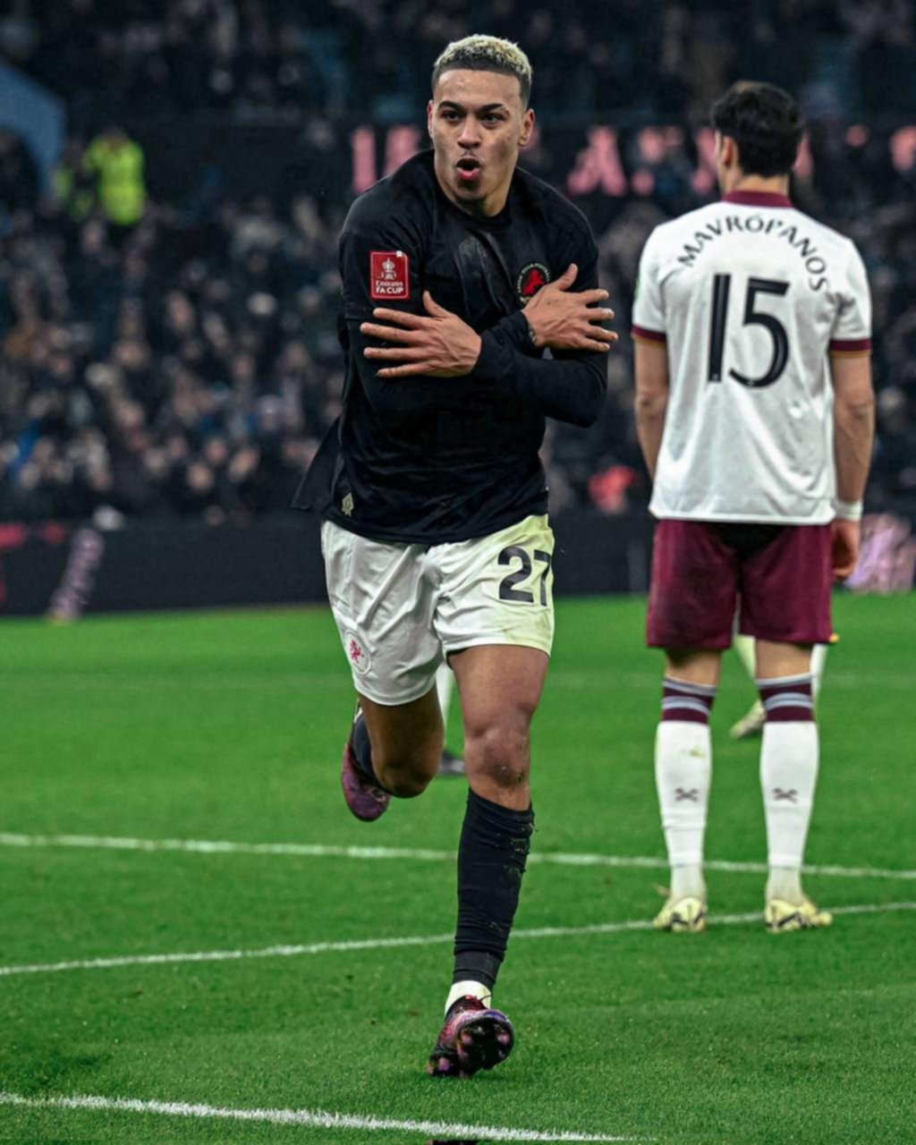Sin el Dibu, Aston Villa avanzó en la FA Cup