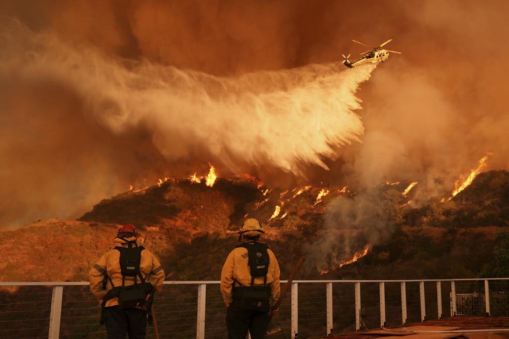 Seis días de fuego en Los Ángeles: barrios asediados por los incendios
