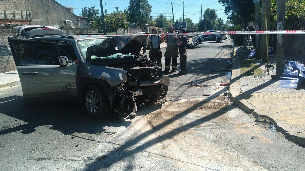 Dos policías murieron por un choque durante una persecución