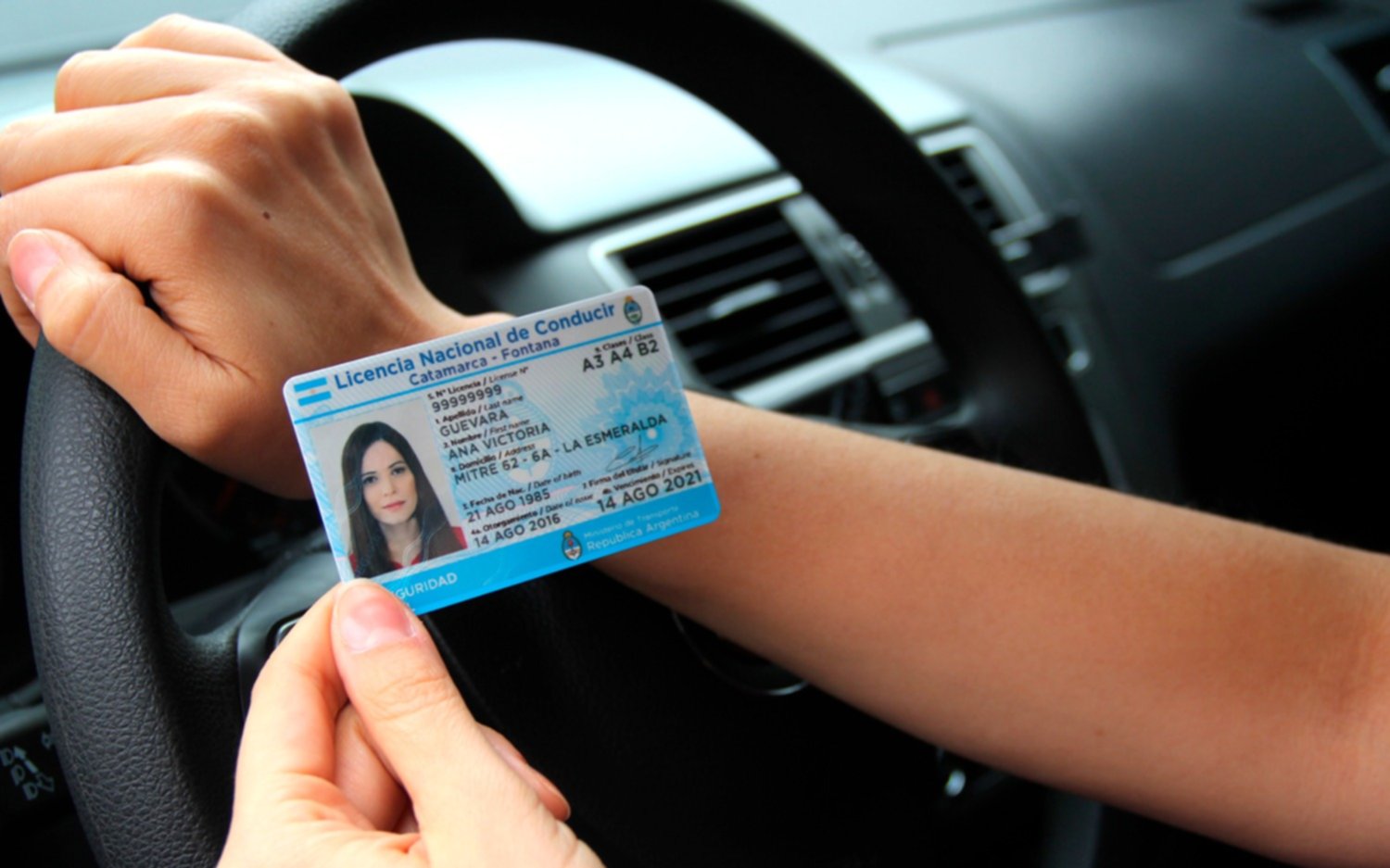 Licencia de conducir: la edad, una condición al momento de renovarla