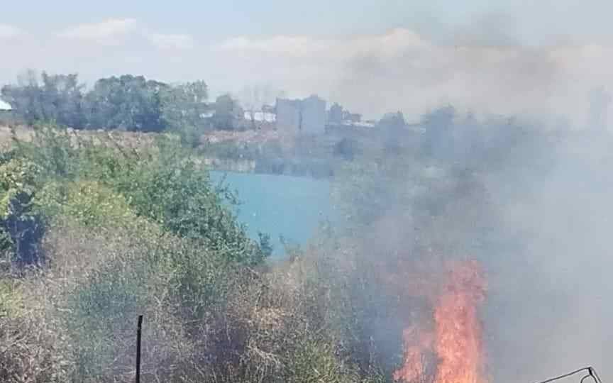 Incendio en Quilmes genera alarma y preocupación por el impacto ambiental
