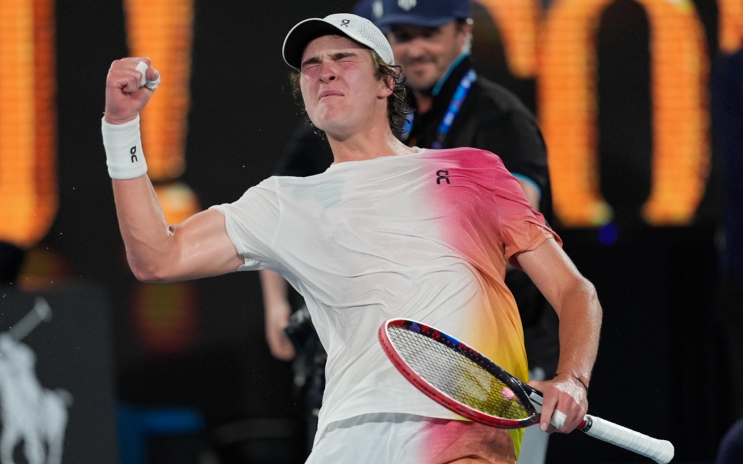 Joao Fonseca dio el batacazo ante el ruso Andrey Rublev en el Abierto de Australia
