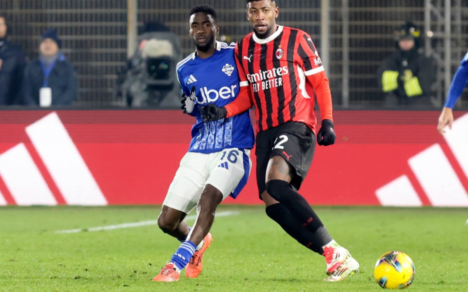 El Milan venció 2 a 1 al Como tras más de un mes sin victorias en la Serie A