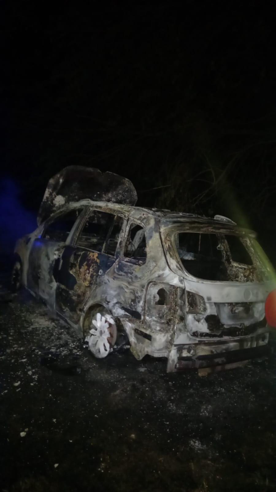 Mandó a quemar el taxi por el seguro
