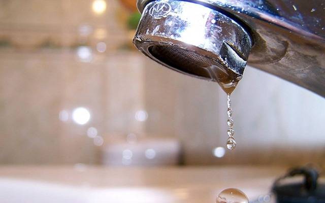 Quilmes Oeste: Una semana sin agua en medio del calor agobiante