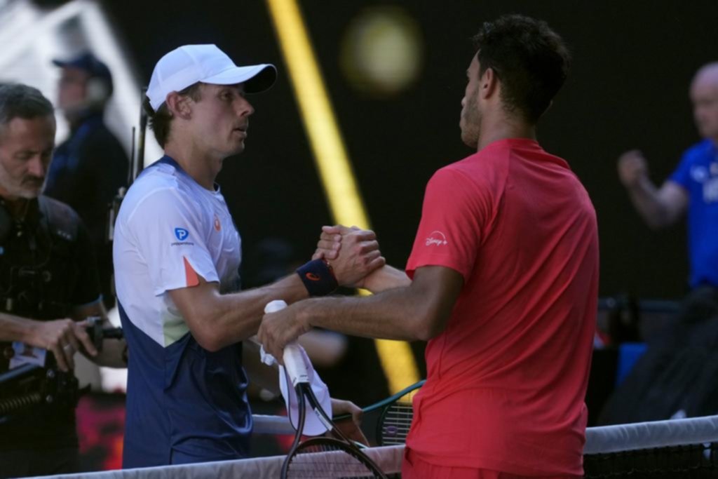 Cerúndolo le dijo adiós al Abierto de Australia