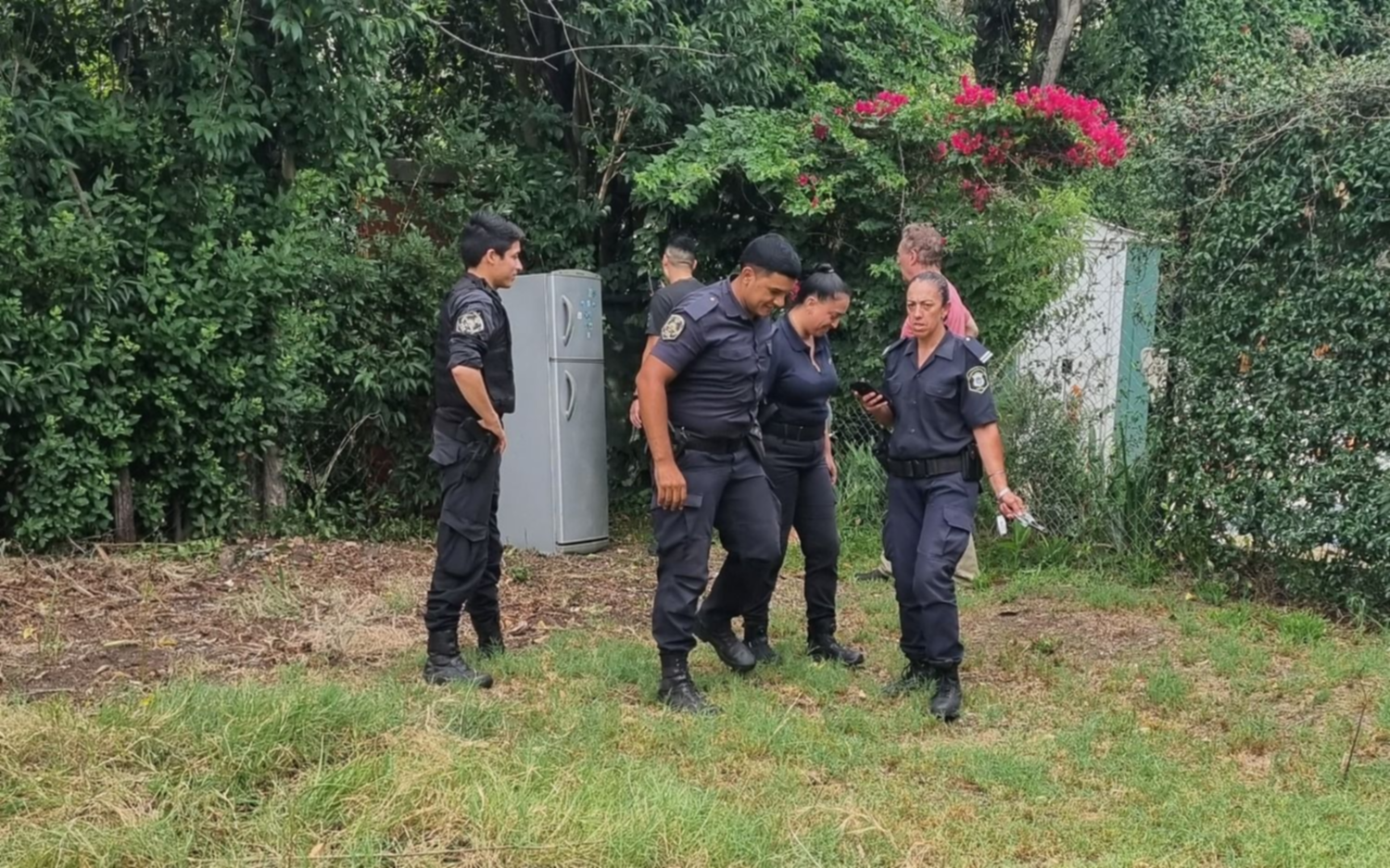 Otro barrio de La Plata en pie de guerra por las usurpaciones: denuncian robos en viviendas