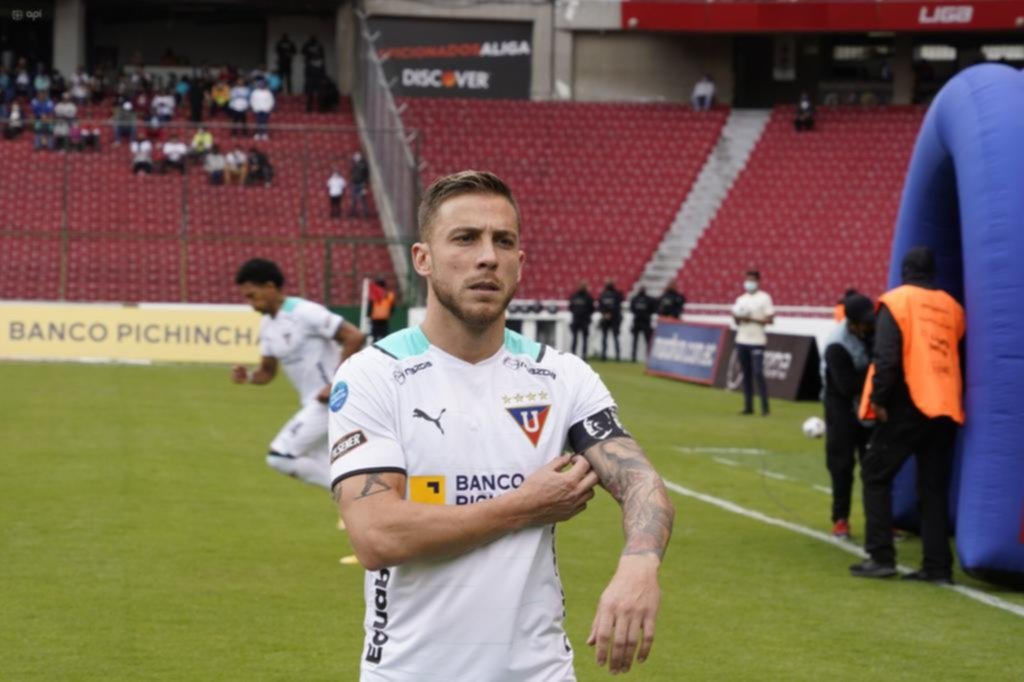 A la espera de Farías, va por Piovi para el medio