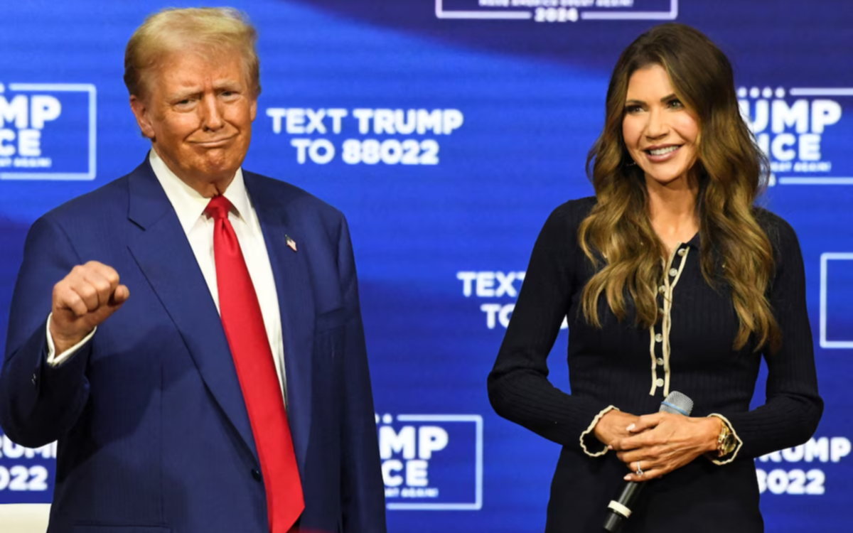 Trump designó a una joven de 27 años como su secretaria de prensa