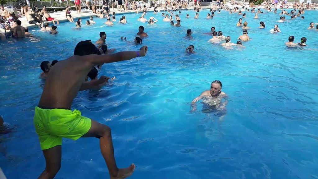 Enfermedades de verano: infecciones frecuentes en piletas