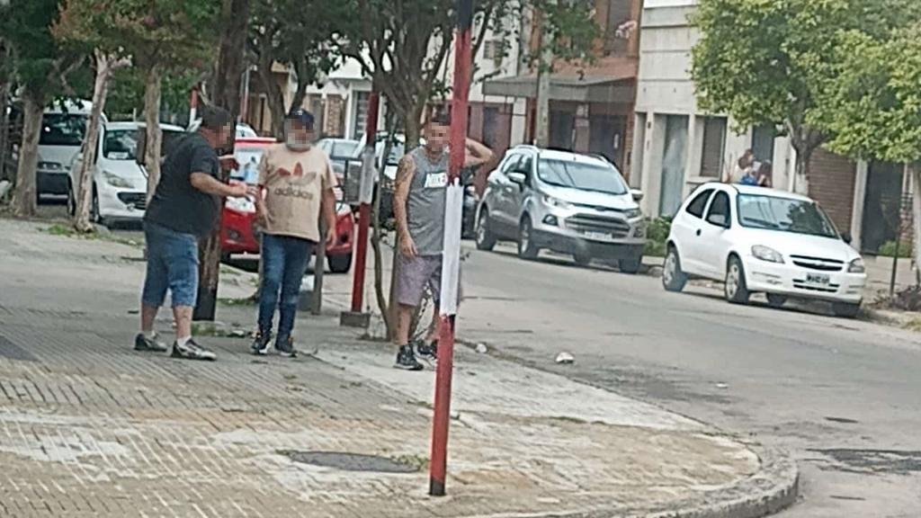 Crece la escalada violenta de “trapitos” en la Ciudad
