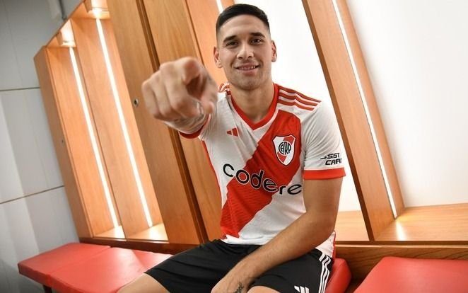 ¿Estudiantes o Vélez? A qué club irá Villagra, el jugador que Foster Gillett le compró a River por U$S 11 millones