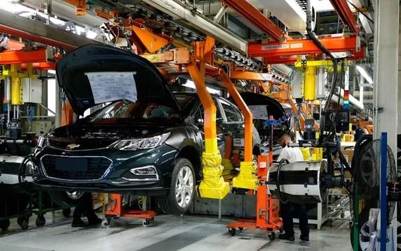 ¿Qué modelos bajarán de precio tras la reducción de impuestos a los autos?