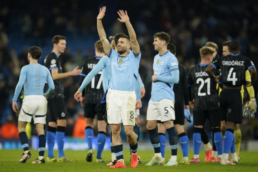 Manchester City se salvó del papelón en la última fecha