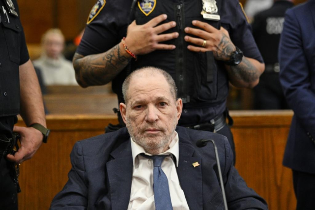 “No puedo más”: Weinstein suplicó que lo saquen del infierno