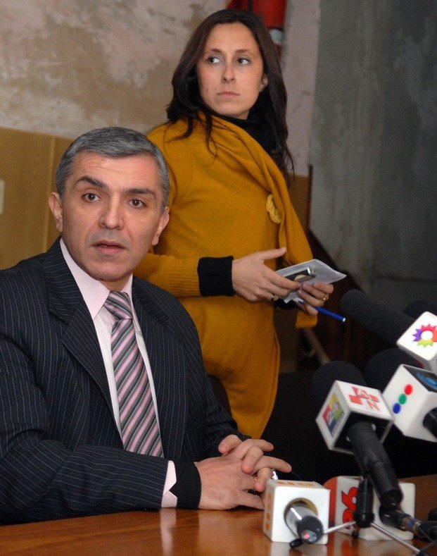 Balean a ex vicejefe de la Policía en supuesto asalto
