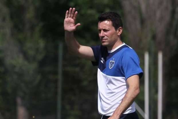 Vélez debuta de la mano de Bassedas