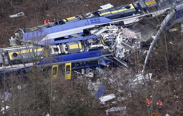 Tragedia ferroviaria en Alemania: 10 muertos y más de 80 heridos