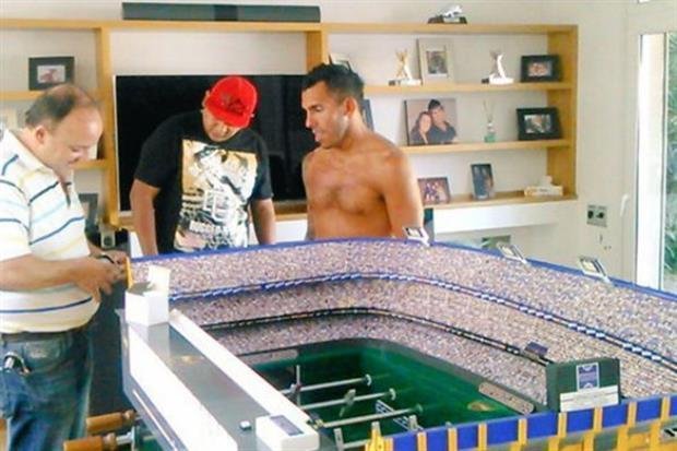 Conozca cómo se fabricó 'La Bombonera', el metegol de Carlos Tevez