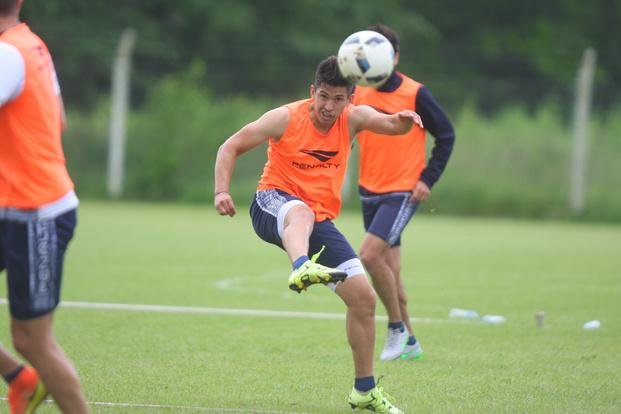 A pesar del mal momento que sufrió anoche, Valdez Chamorro pudo entrenarse