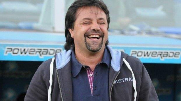 Caruso Lombardi recibió una oferta para dirigir en el exterior