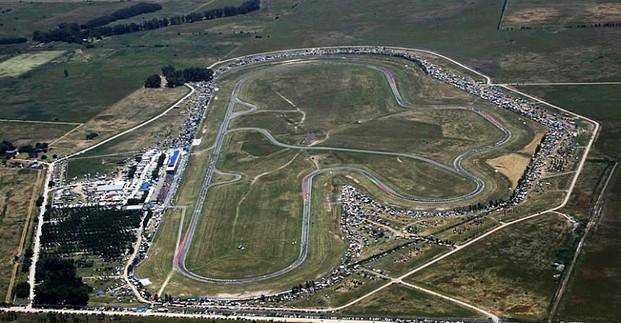 El Turismo Nacional inicia su campeonato en el Roberto Mouras