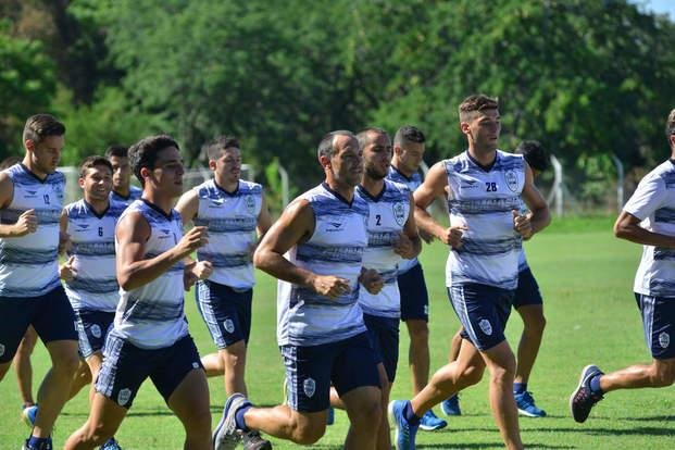 Otro juvenil asomará en el plantel del Lobo