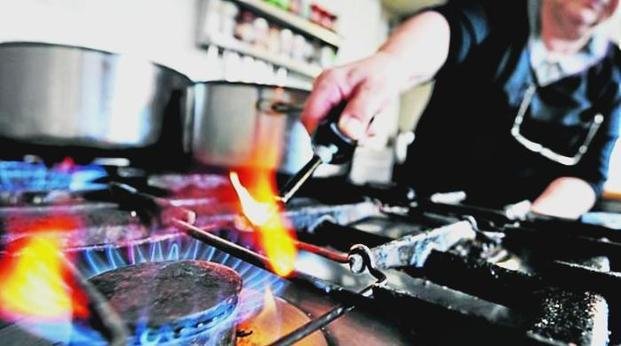 Las tarifas del gas subirían un 50 por ciento a partir de abril