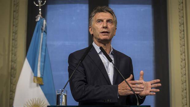 "Se necesitan 20 años de trabajo continuo 
para sacar a los argentinos de la pobreza"