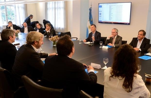 Un fiscal imputó a Macri y a Aguad por el acuerdo sobre la deuda del Correo