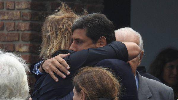 Facundo Arana, conmovido en el adiós a su padre