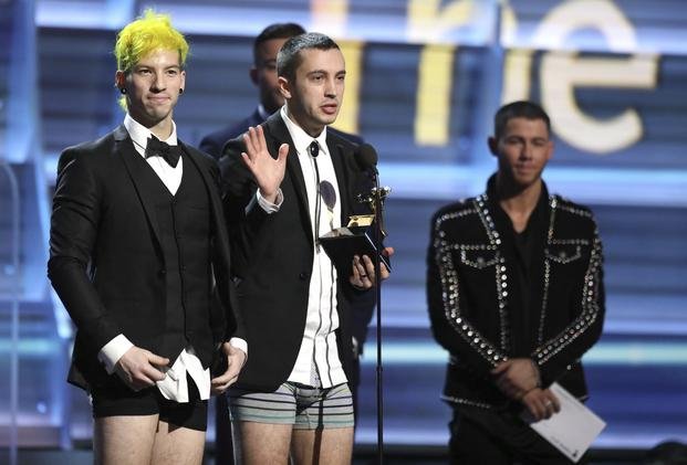 Video Los Músicos De Twenty One Pilots Recibieron La