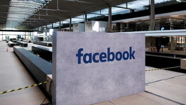 Facebook admite que aloja "información errónea y contenido engañoso"