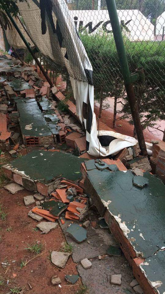 Los clubes sufrieron por el efecto destructor del viento