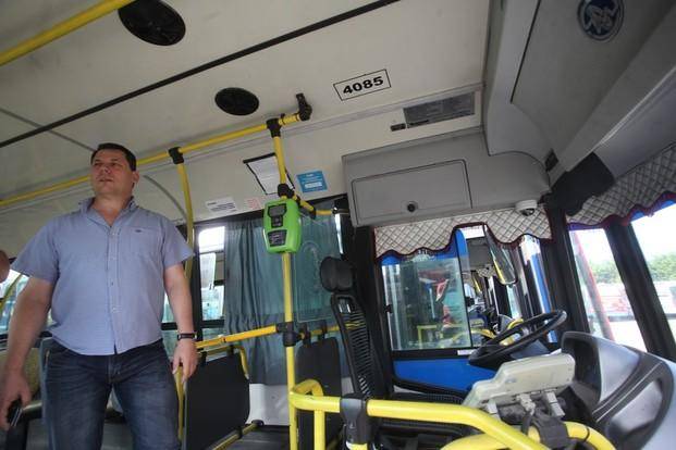 Ya rige la ley que obliga a instalar cámaras de seguridad en los micros