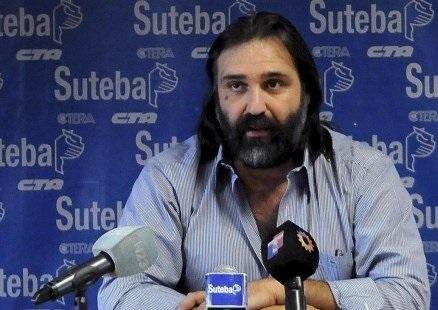 Baradel: "hay una imposición del gobierno de bajar salarios"