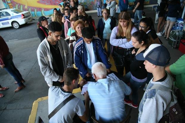 En la Terminal sigue paralizado el servicio de "El Rápido Argentino"