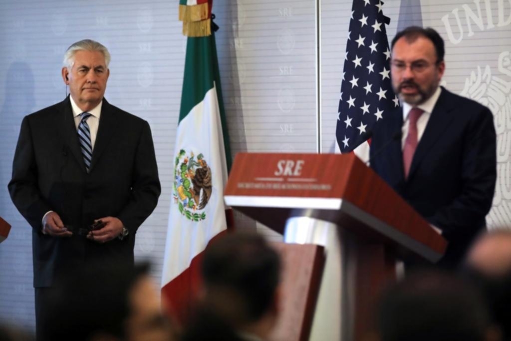 Enviados del magnate buscan suavizar la relación con México
